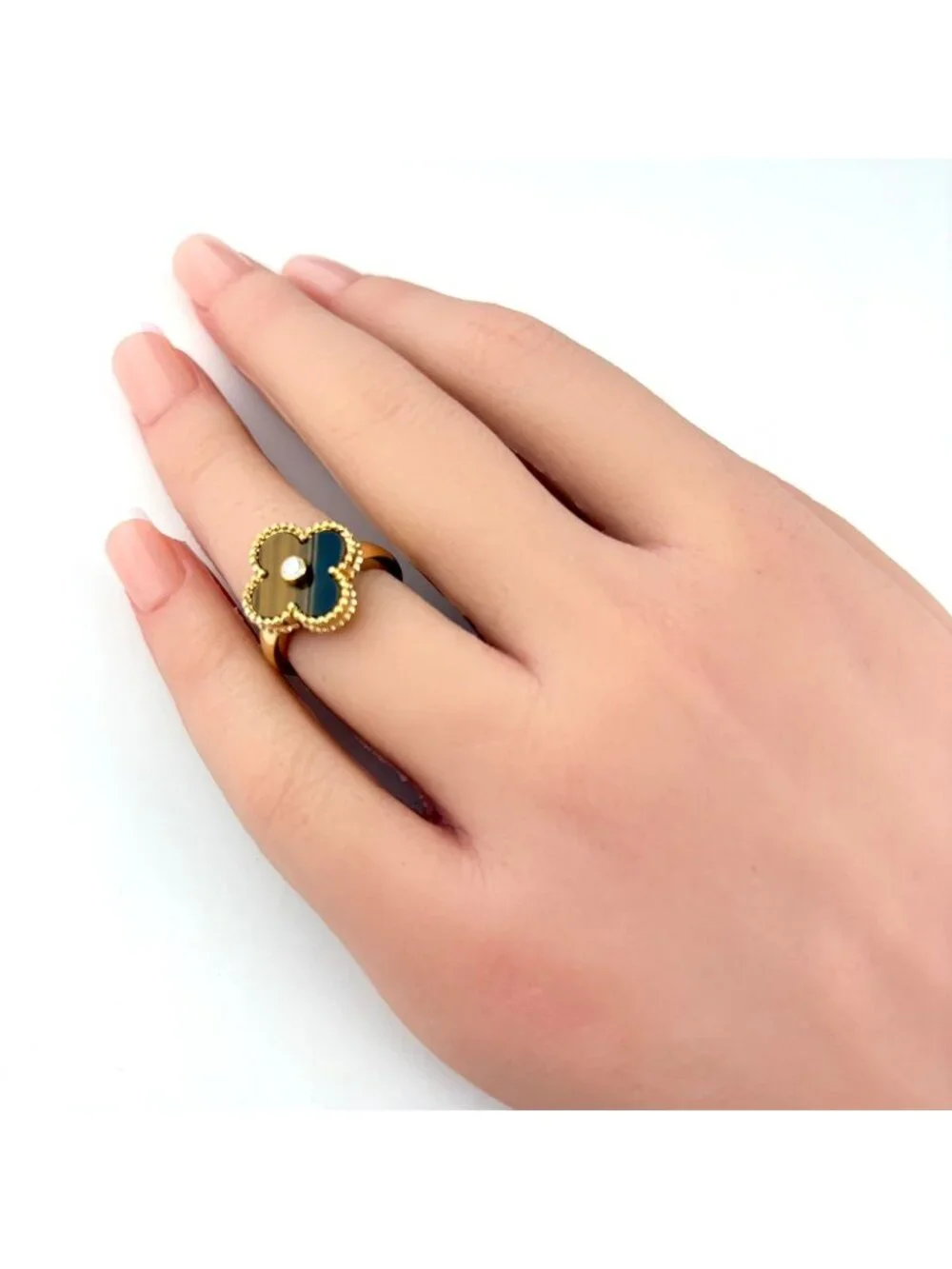 Van Cleef & Arpels 4000036507913 brand