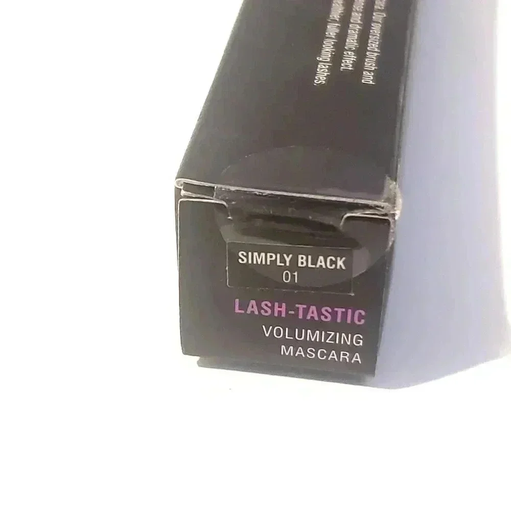 Lisi volumizing mascara