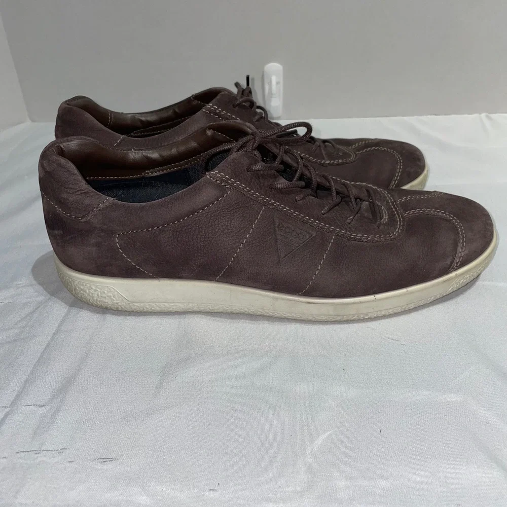 Ecco soft sneakers
