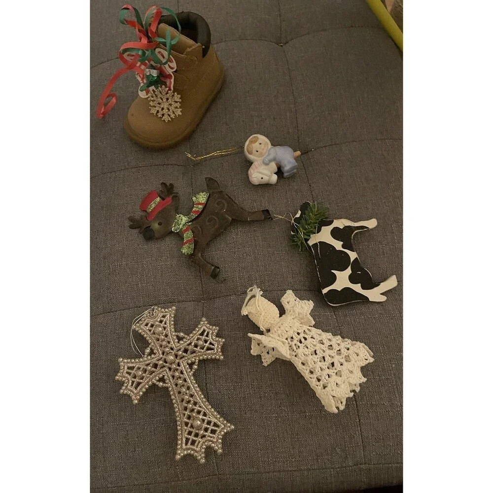 Lot Of 6 Christmas Ornaments