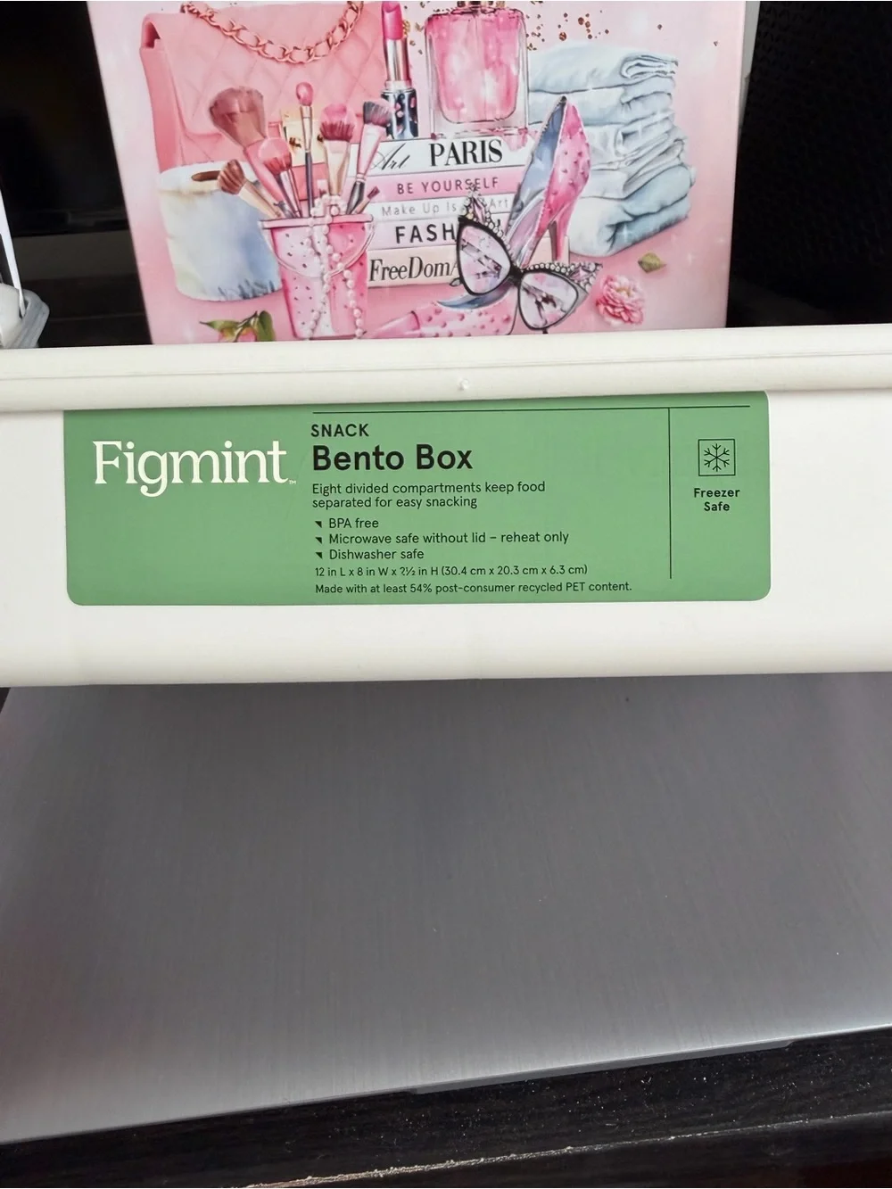 Figment plastic organizer