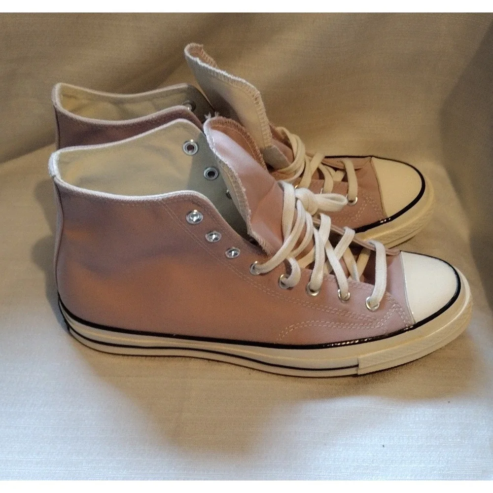 Converse step out