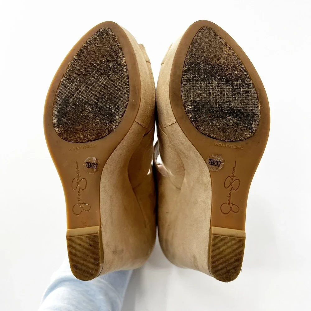 Jessica Simpson chic criss