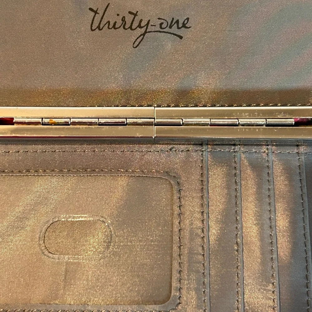 thirty-one vibrant floral