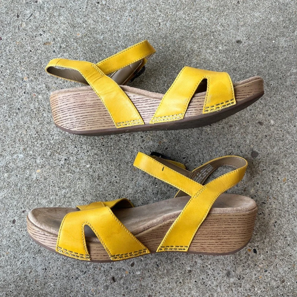 Dansko tasha wedge