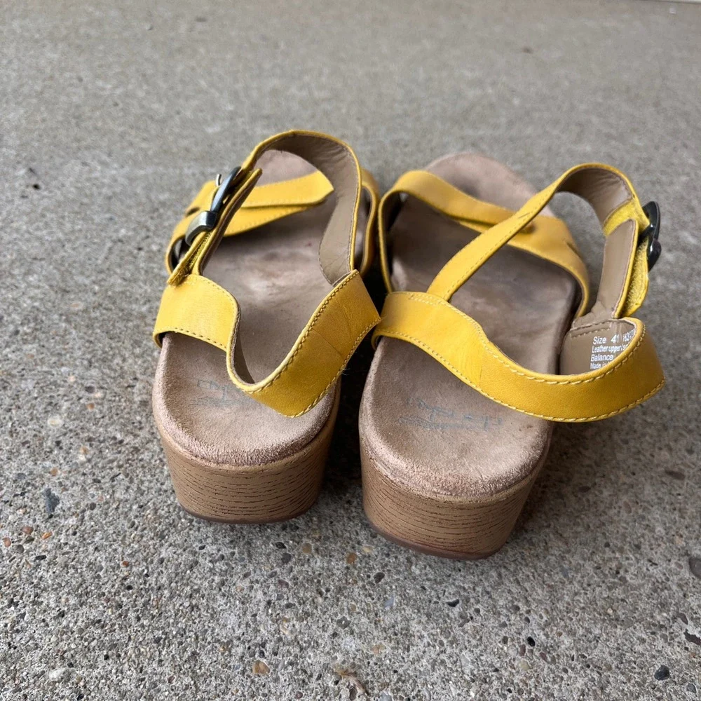 Dansko tasha wedge