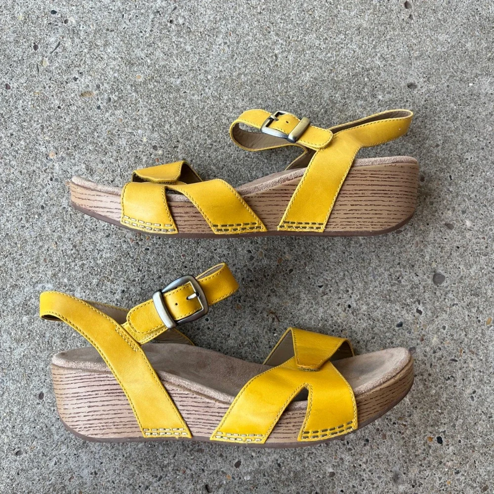 Dansko tasha wedge