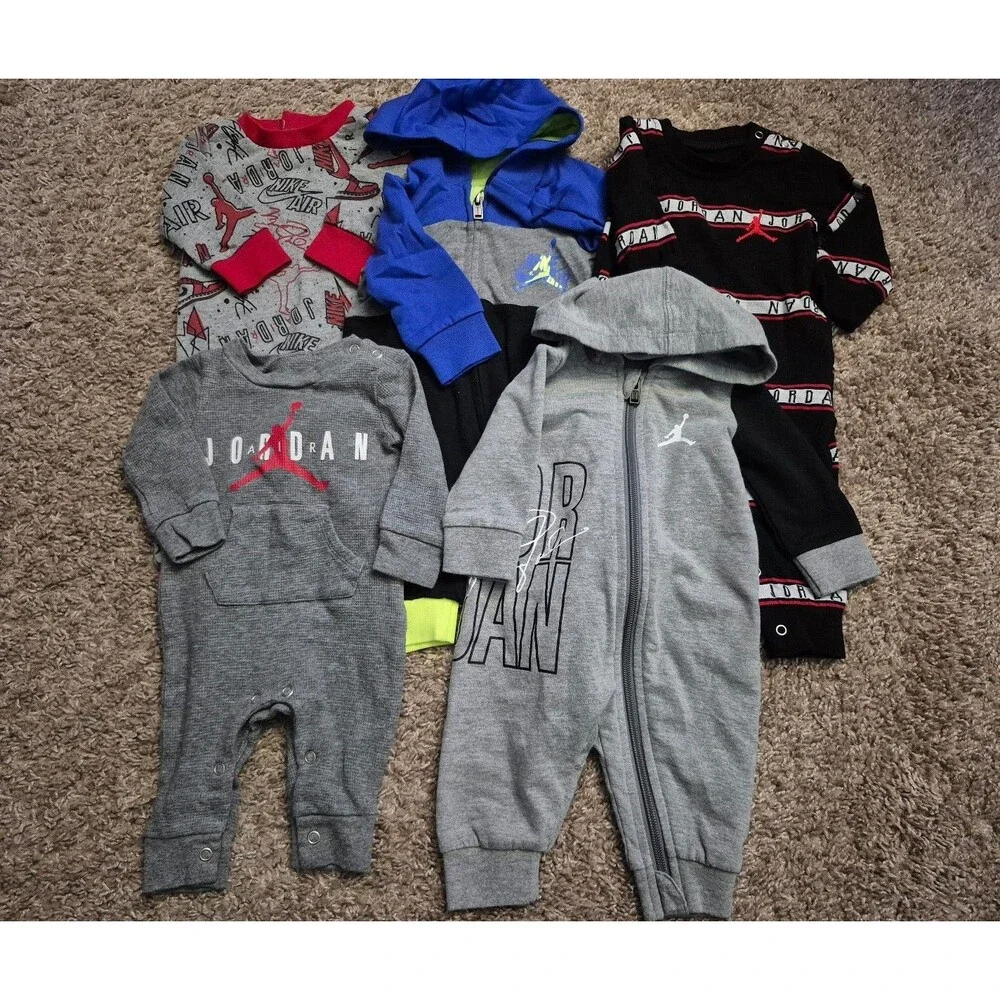 Jordan 1 piece suits size 3 months