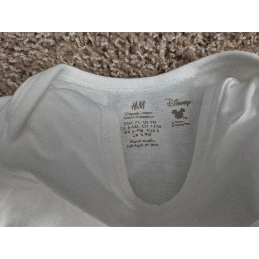 H&M accidentally pulled