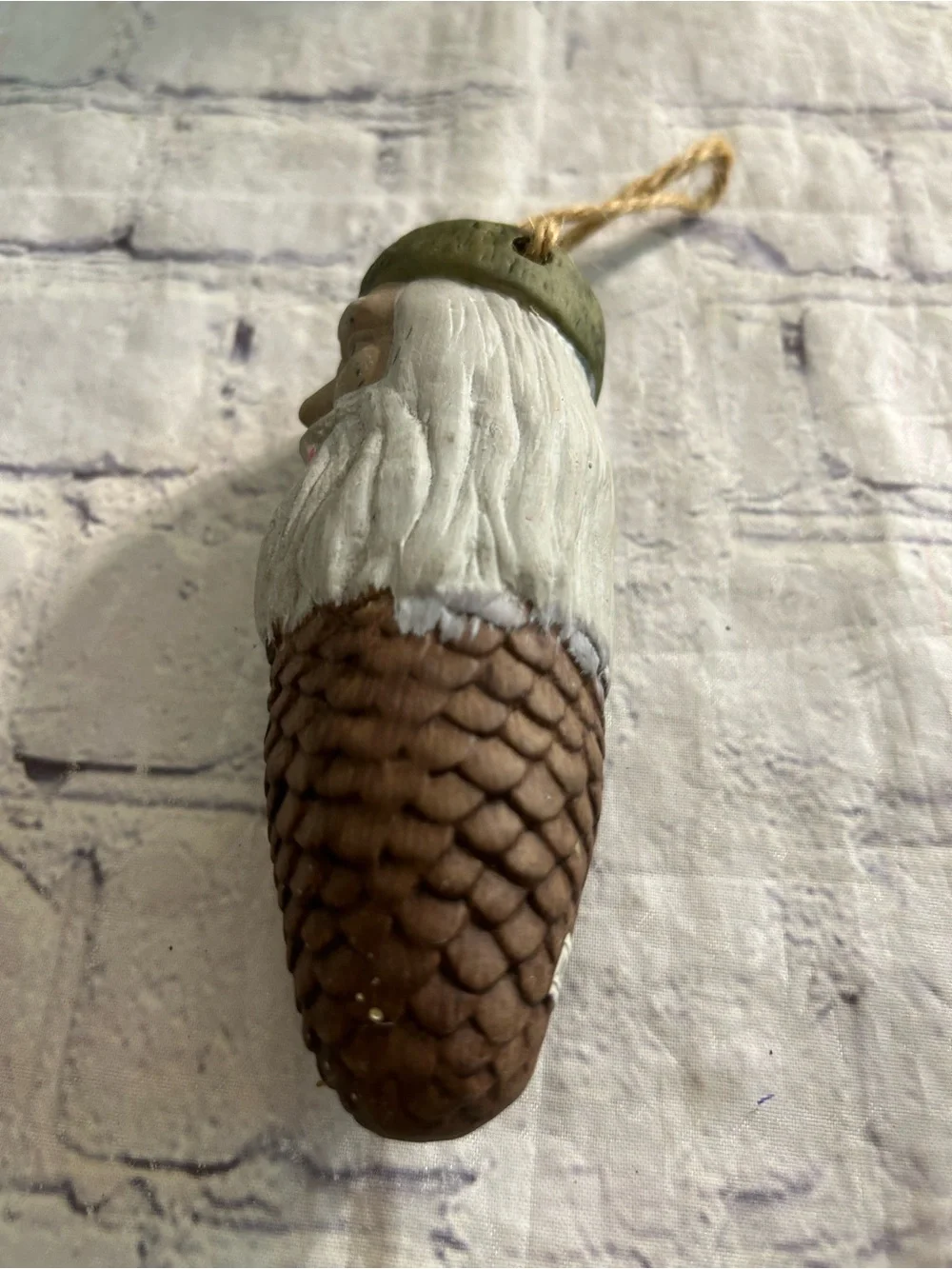 MIDWEST IMPORTERS HAND PAINTED FOLK ART SANTA CERAMIC PINECONE SHAPE ORNAMENT