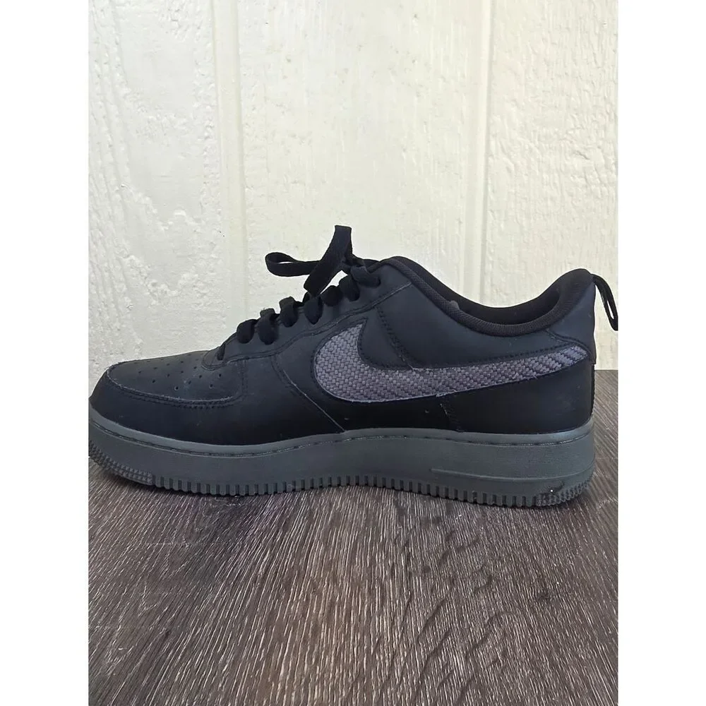 Nike top low accent
