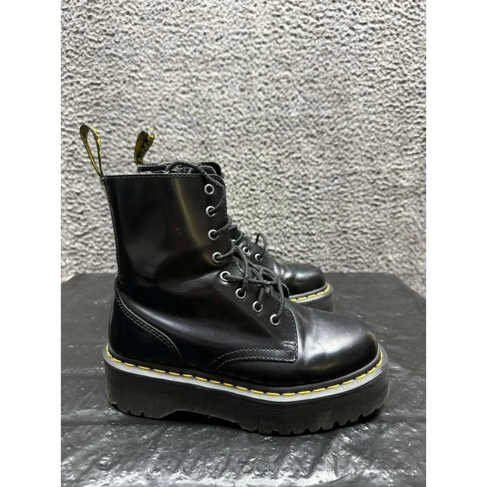 Dr. Martens pre owned