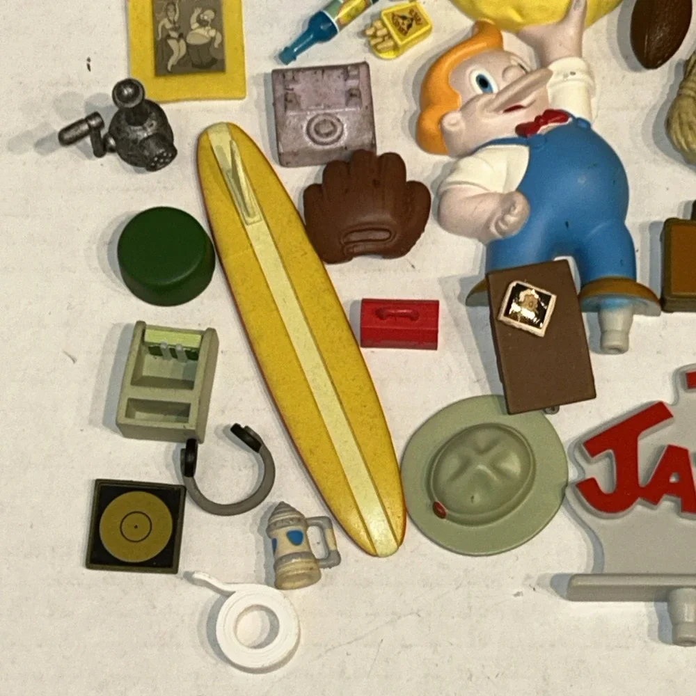 Lot of The Simpsons WOS World Of Springfield Accessories Playmates Parts Lard C4