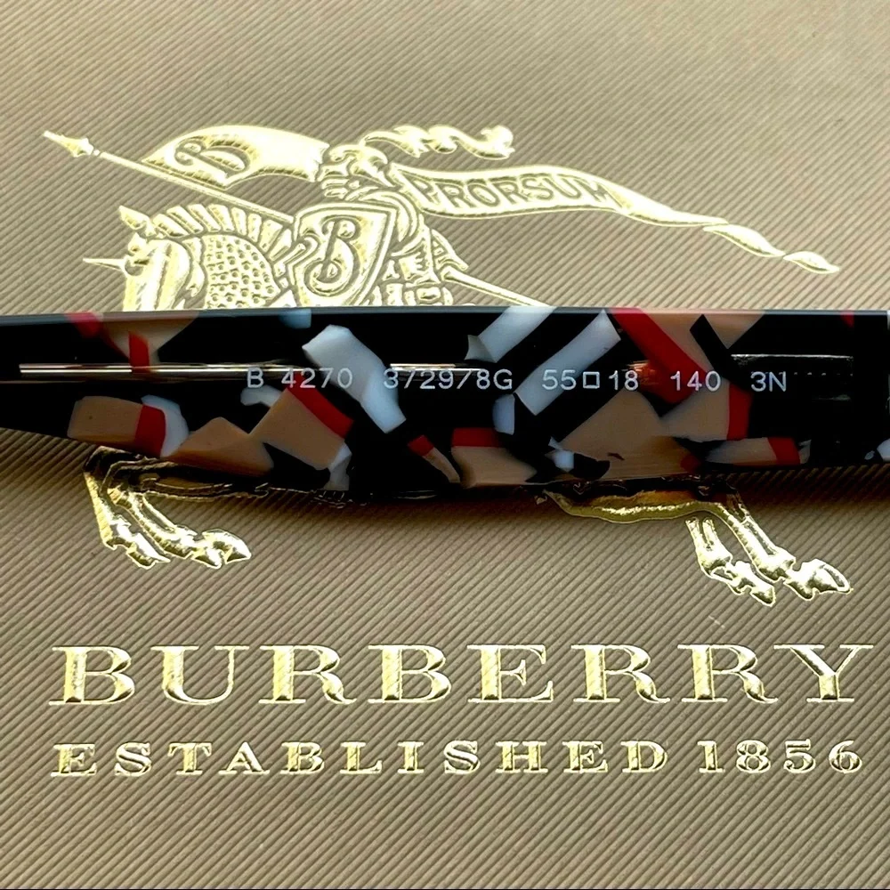 Burberry bridge uv 18mm