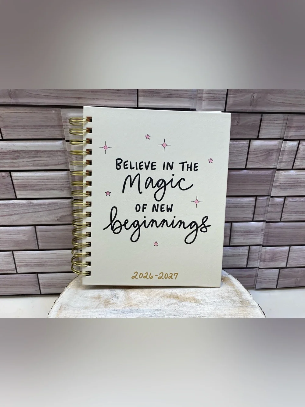 Eccolo ❤️2027 18-Month Planner with sticker & positive message New