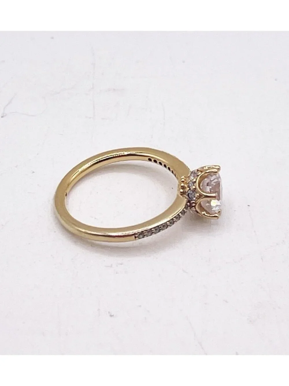 Pandora clear sparkling