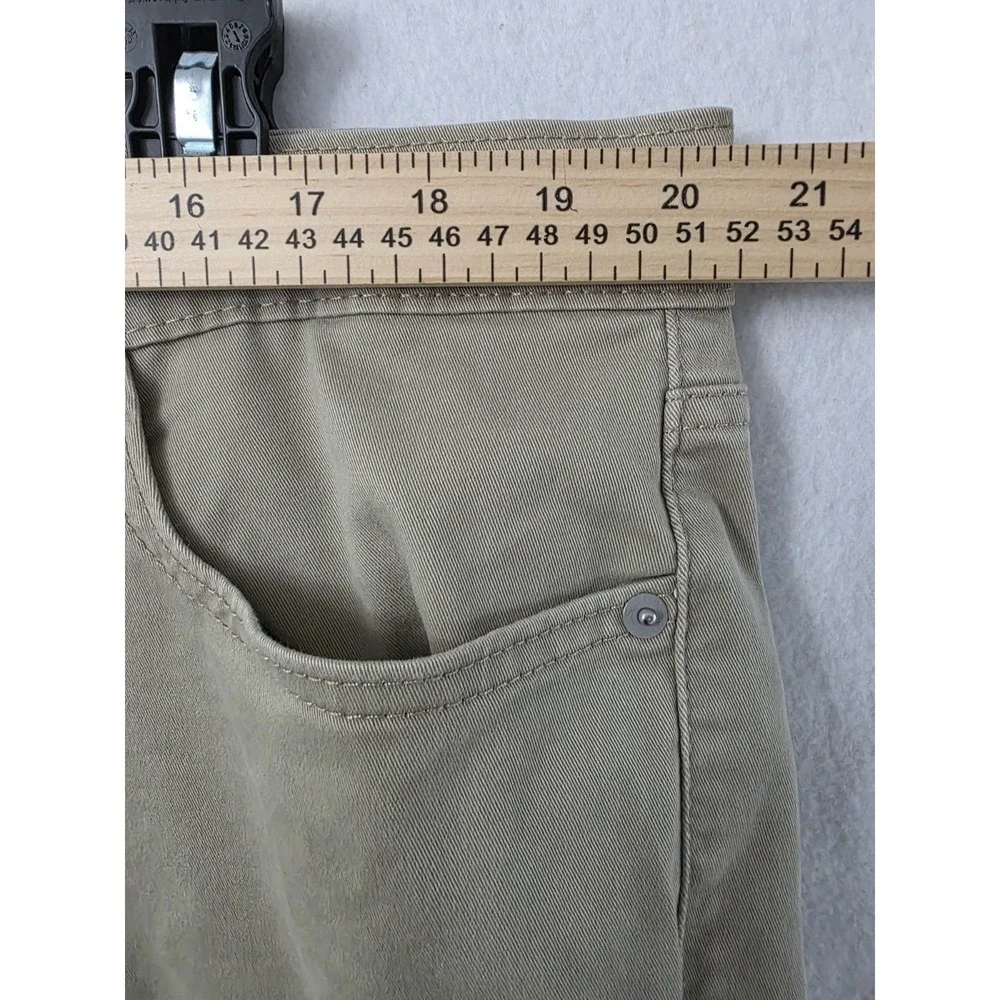 Levis levi taper