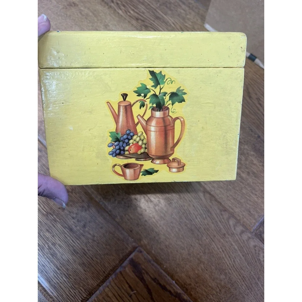 Vintage Mid Century Modern Wooden‎ Wood Recipe Box Fruits, Cookware, Pitcher.