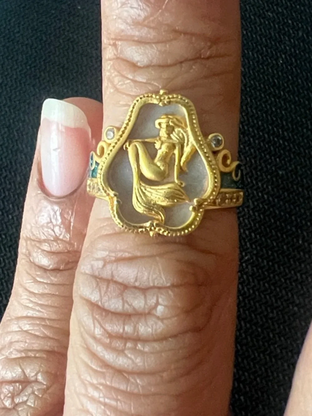 N/A adjustable… little