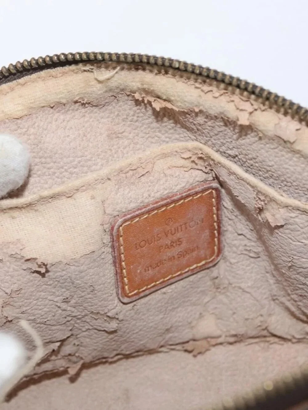 Louis Vuitton brand	louis vuitton