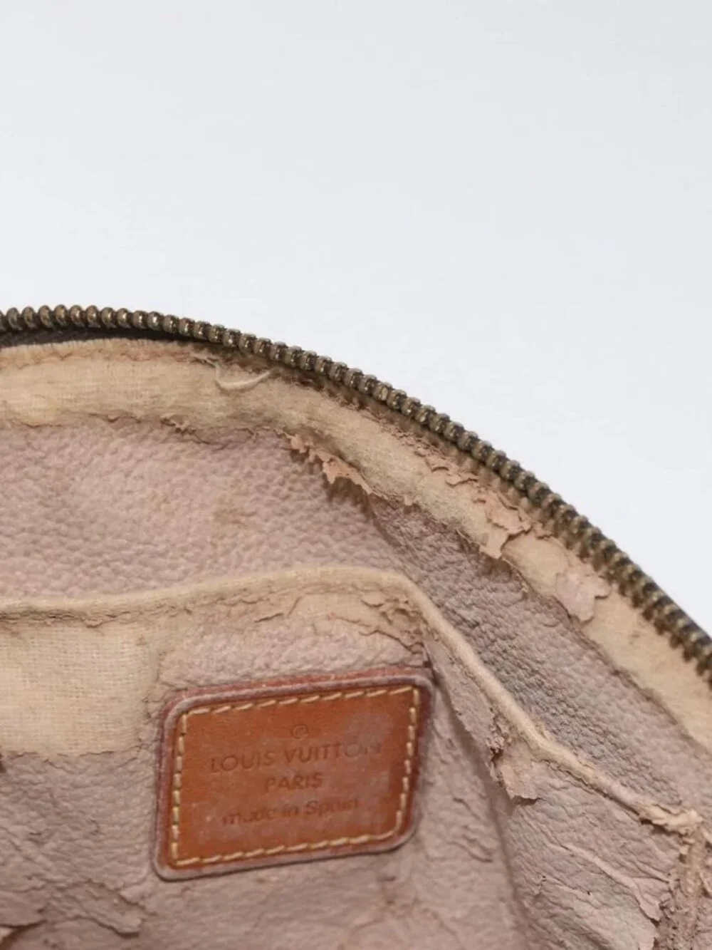 Louis Vuitton brand	louis vuitton