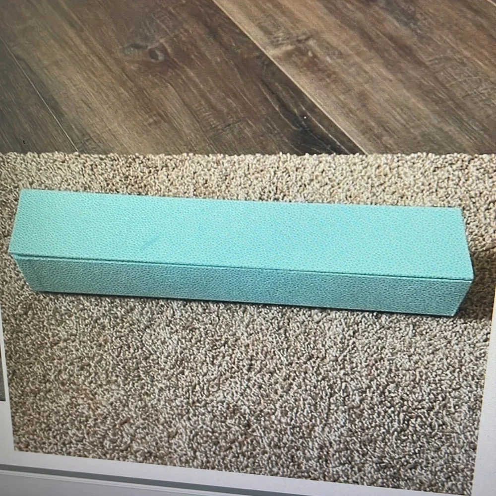 N/A turquoise pre
