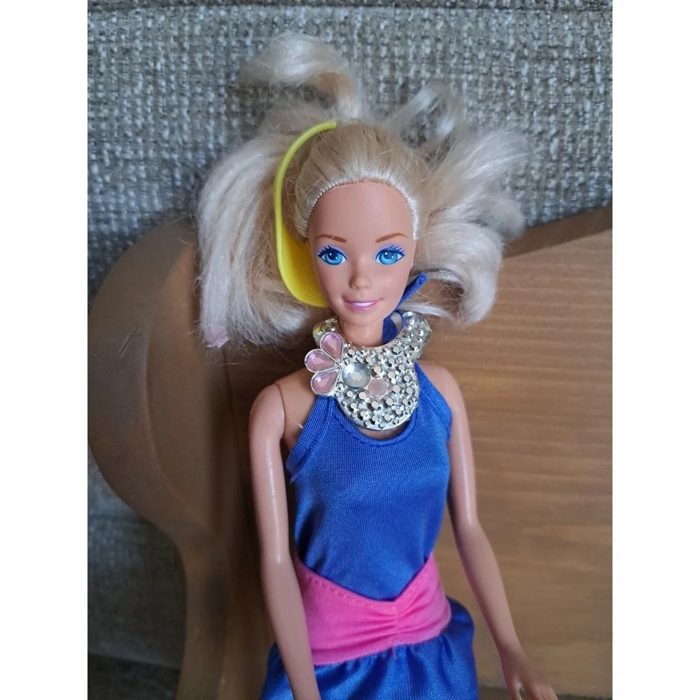 Mattel very from house