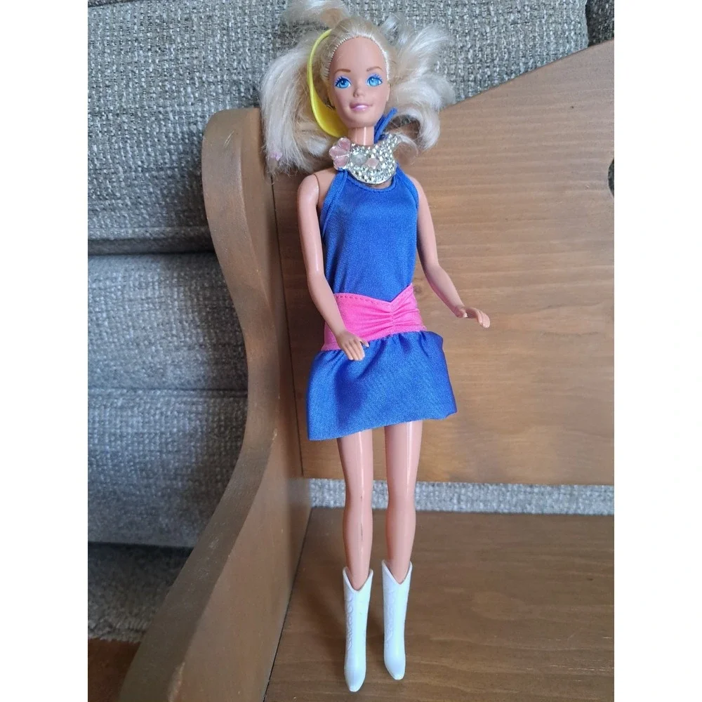 Mattel Inc. Barbie Doll Vintage 1966 Made In Malaysia