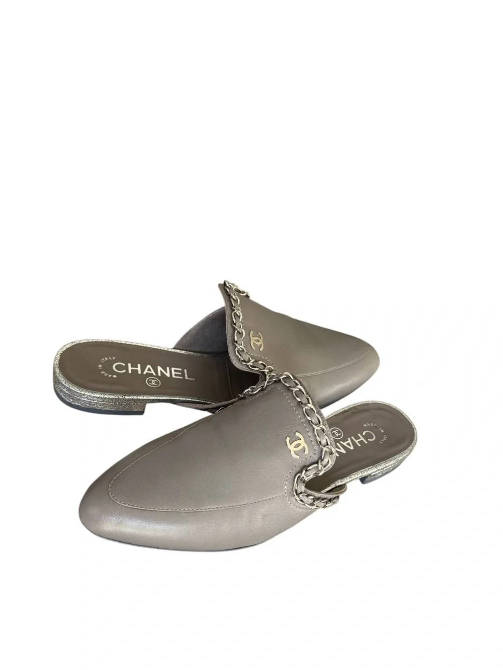 CHANEL authentic interlocking
