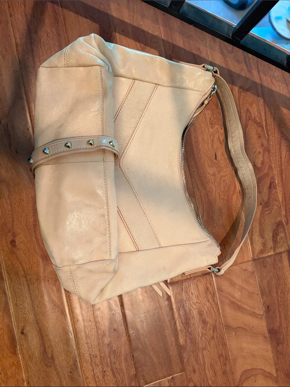 Botkier trigger bag