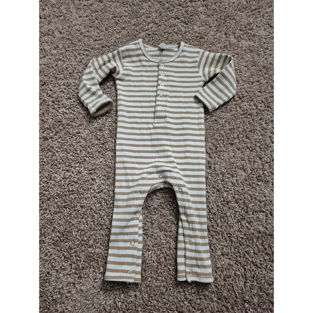 Quincy Mae romper size 3-6 months