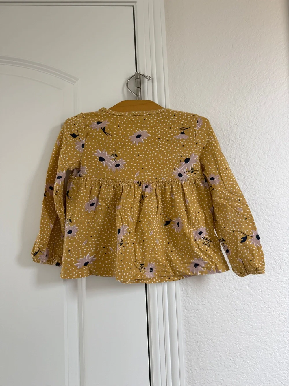 Carters excellent used
