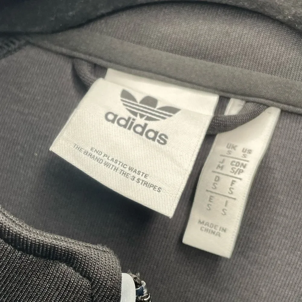 adidas sleek black