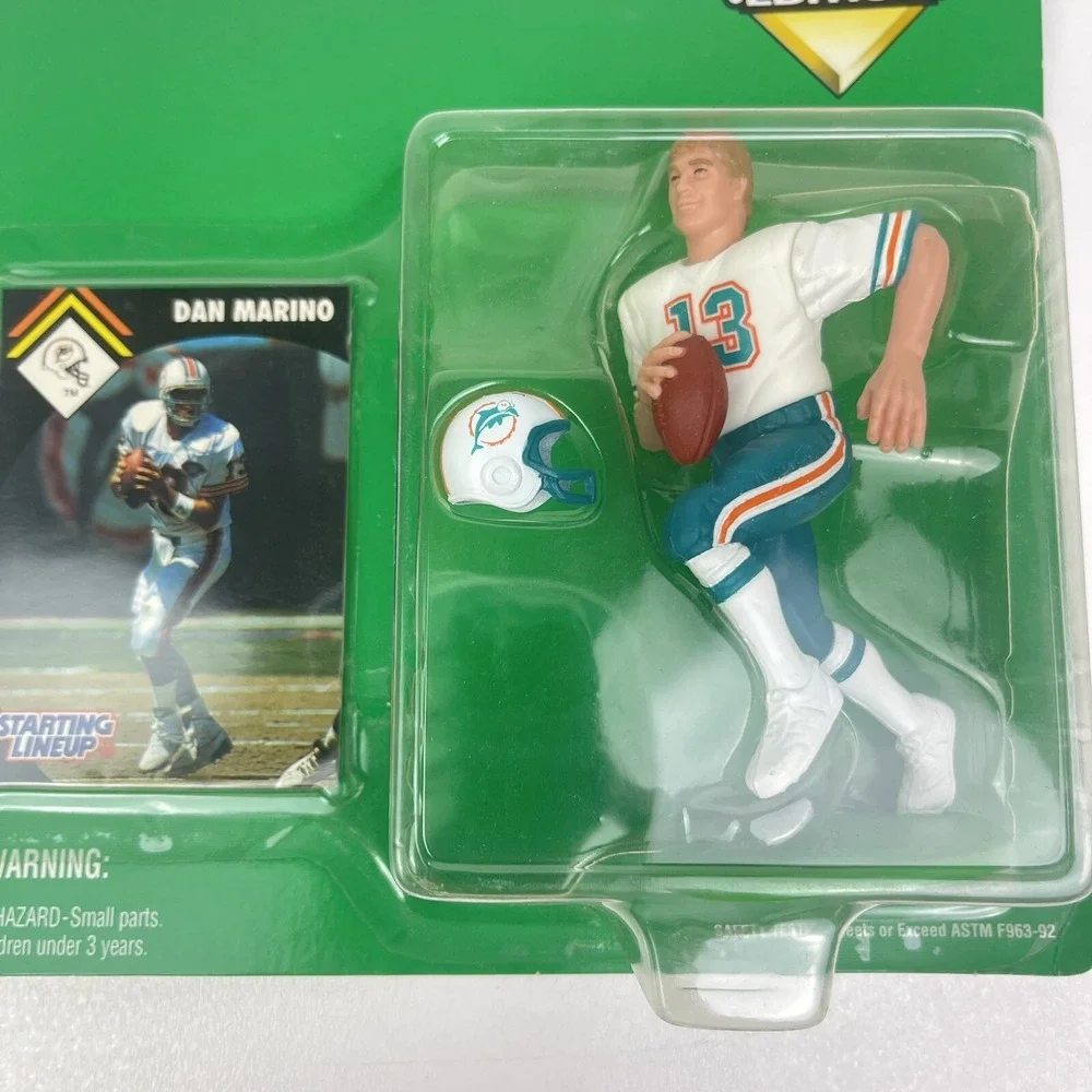 1995 Dan Marino Miami Dolphins Kenner NFL Starting Lineup Figure and Card