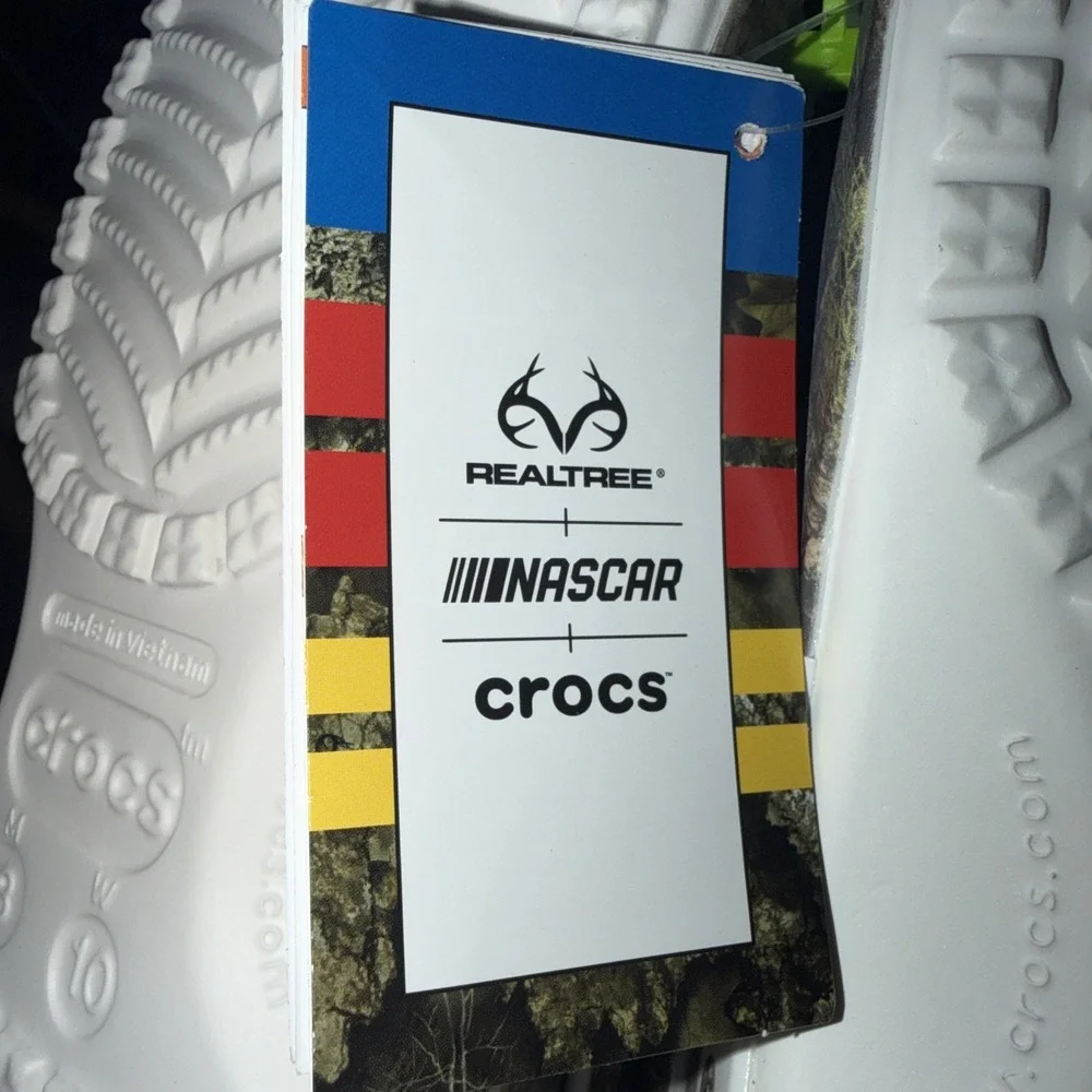 CROCS classic me