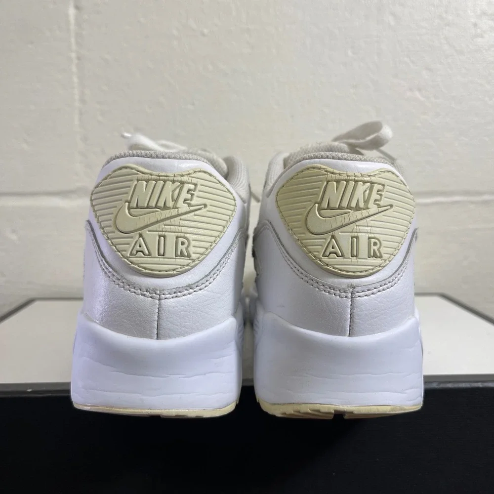 Nike Air Max 90 833412-100 All White Leather Sneaker Shoes Youth Size US 5.5 Y