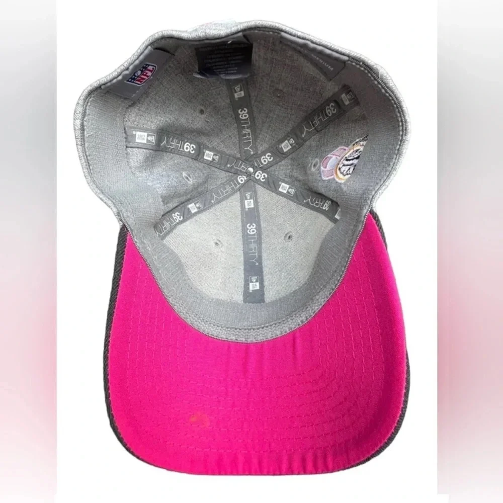Washington Redskins Breast Cancer Hat - size Small/Medium