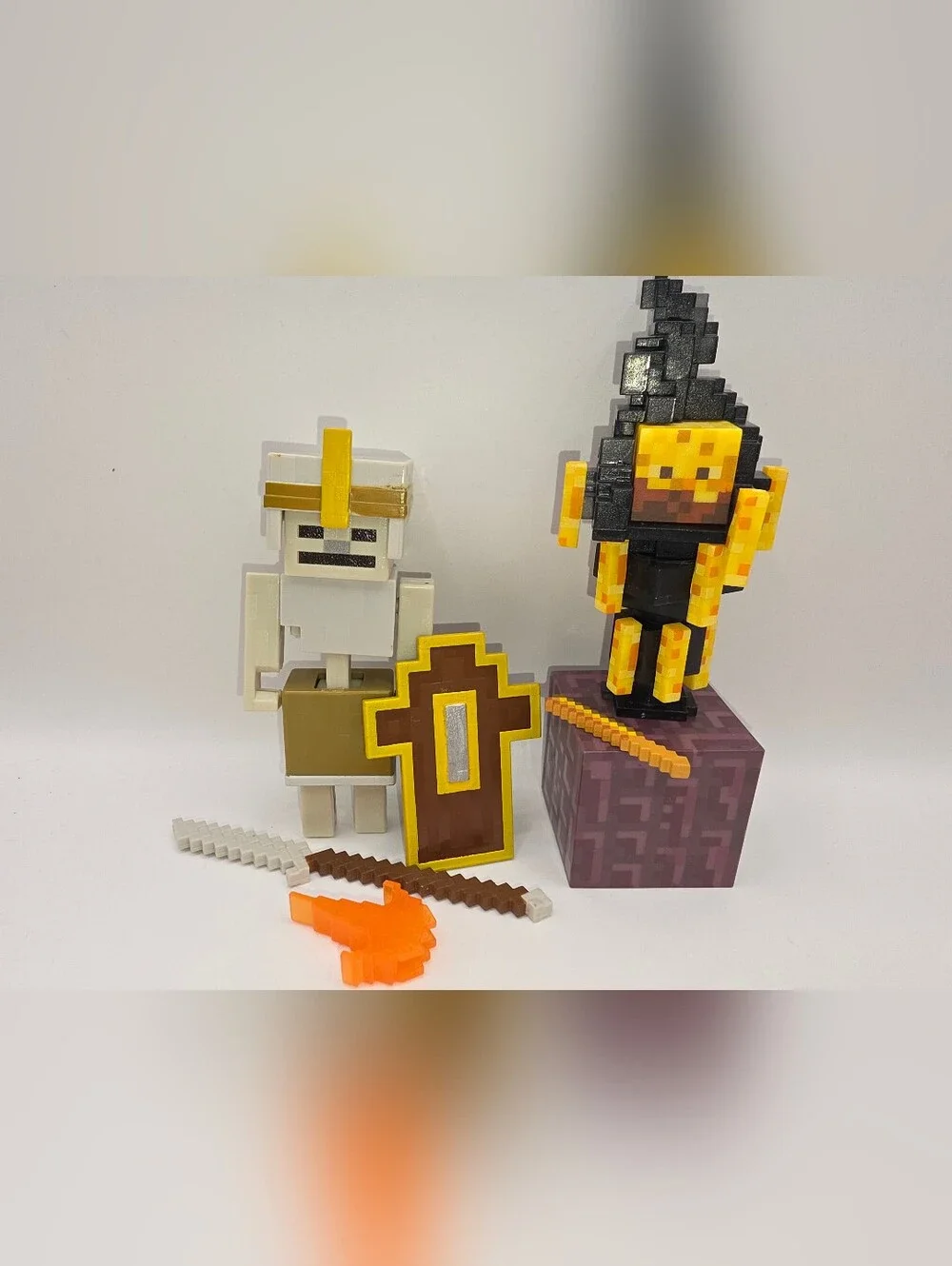 Minecraft Dungeons Skeleton Vanguard 2020 Blaze Figures