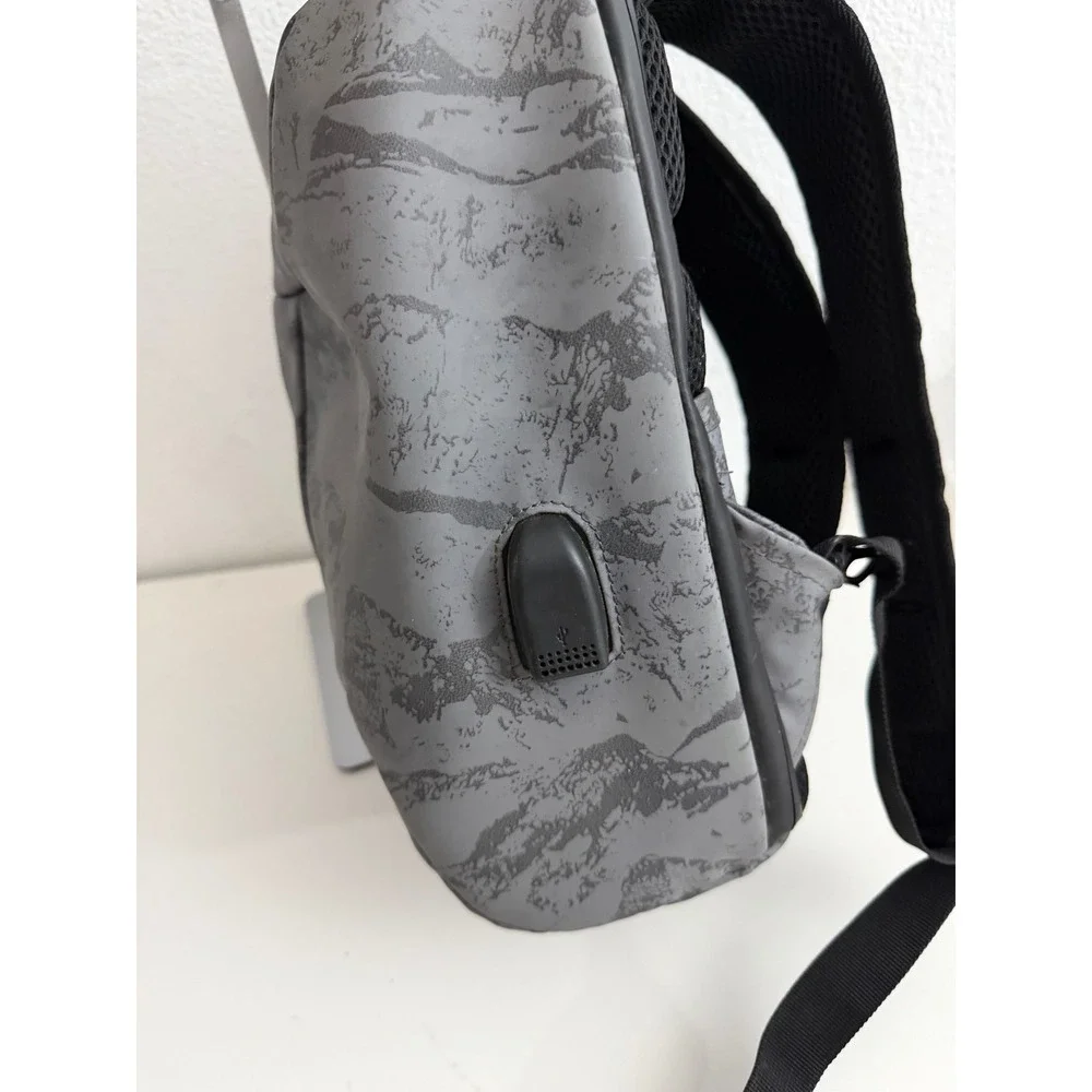 Duchamp London Grey Marble Print Tech Backpack USB‎ Port Laptop Sleeve Mens Bag
