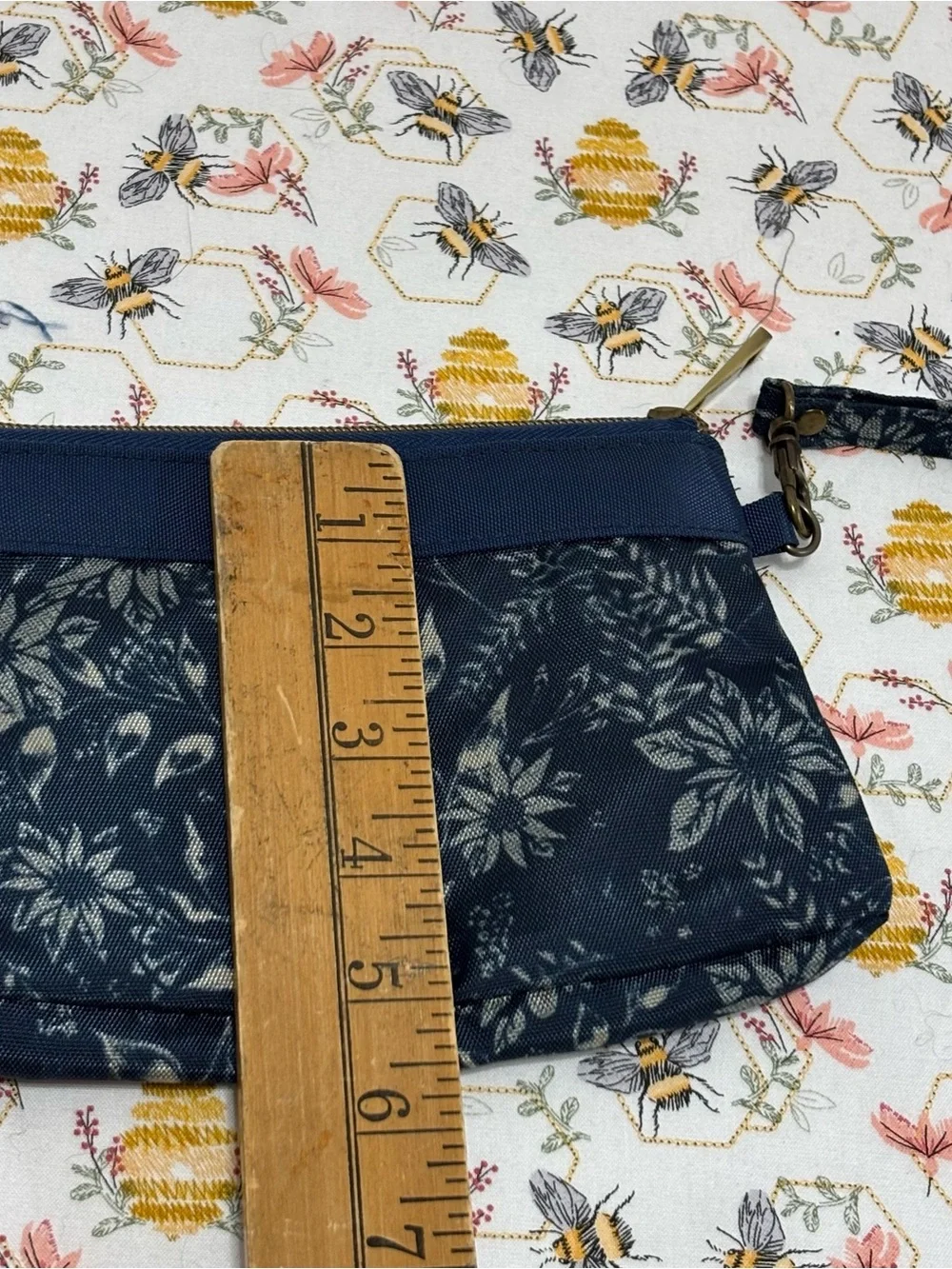 Travelon compact wristlet