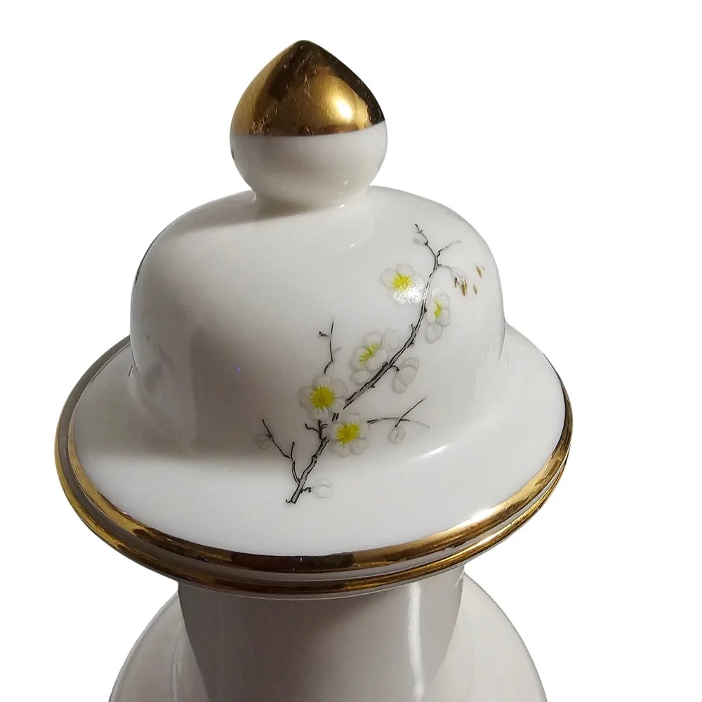 Jay Fine China rim shelf