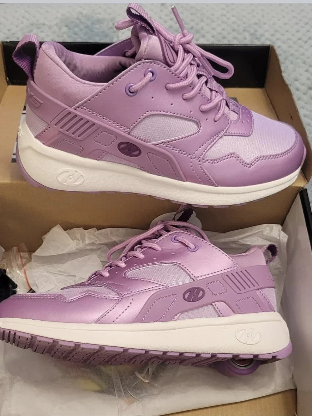 Girls Heelys Size 4