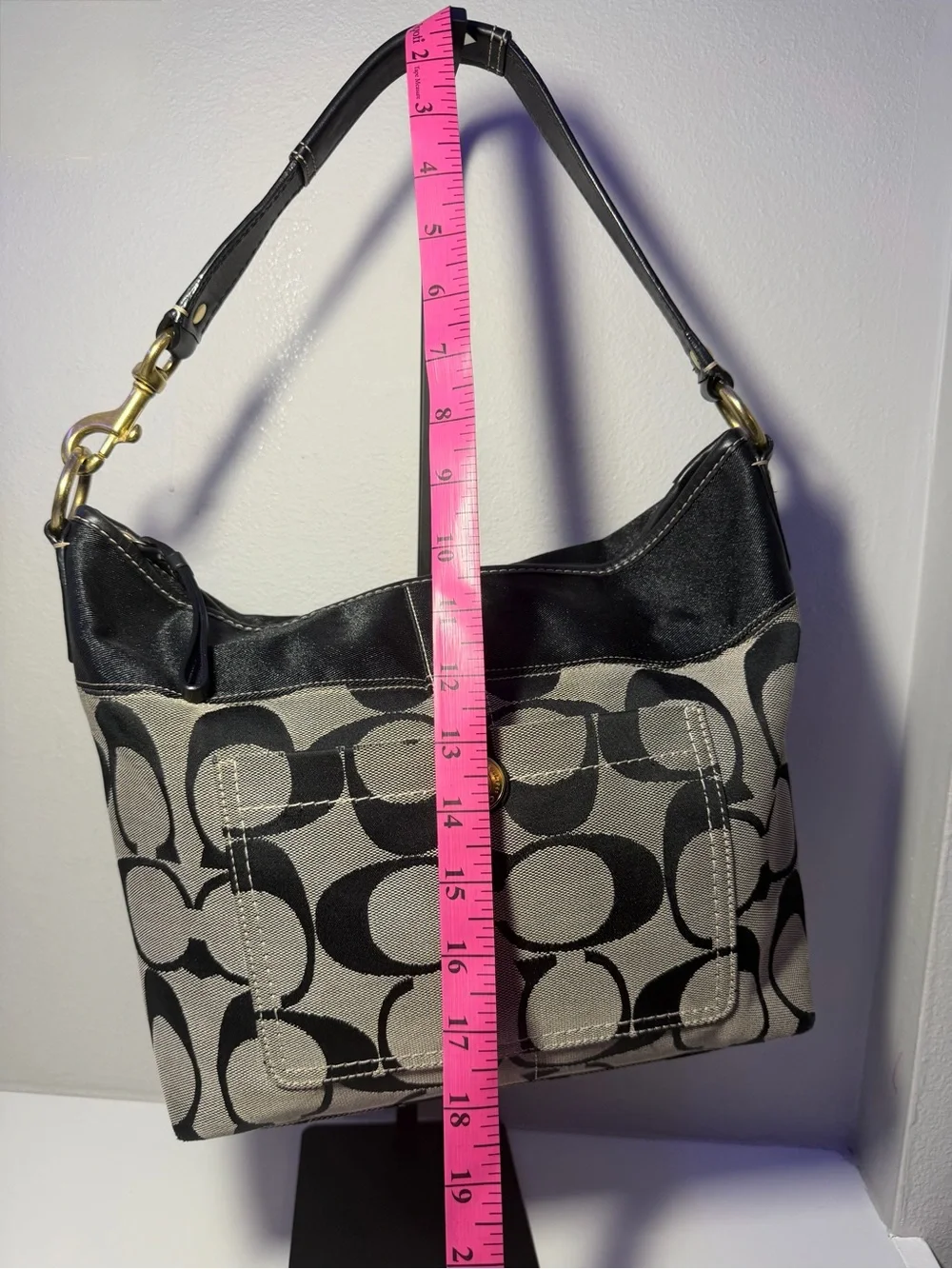 Coach shoulder bag