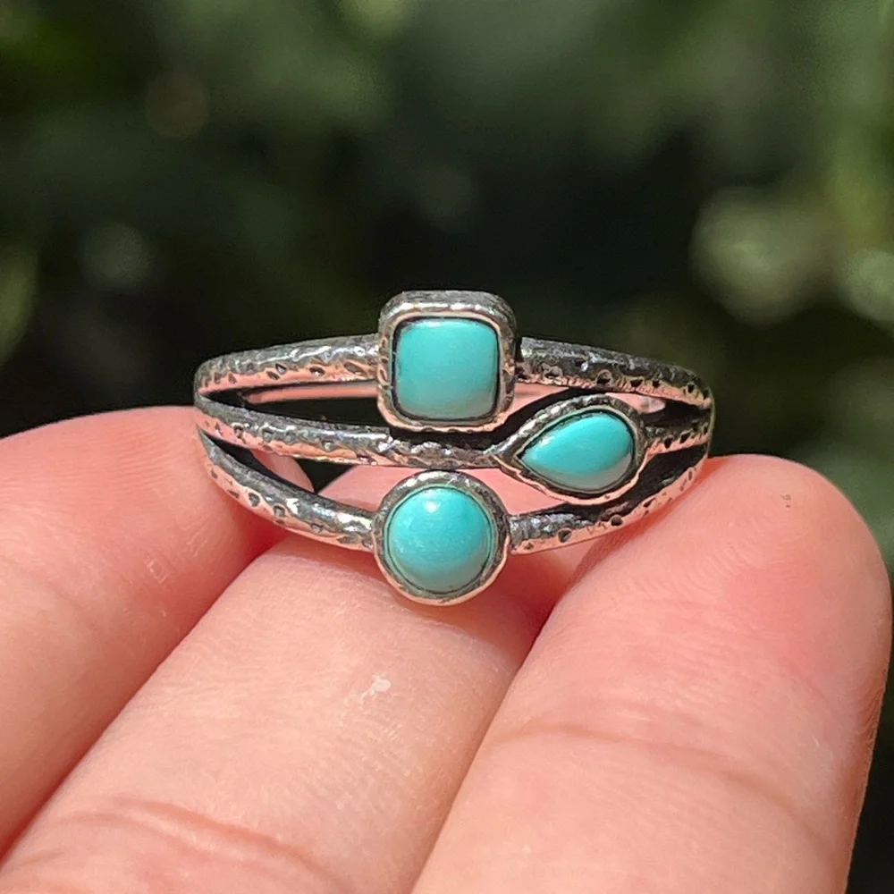 Sterling silver adjustable‎ turquoise ring