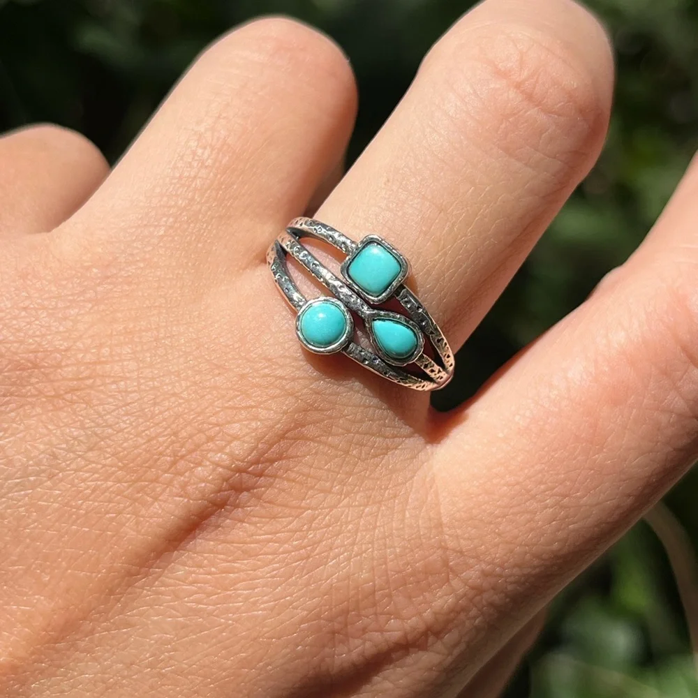 Sterling silver adjustable‎ turquoise ring