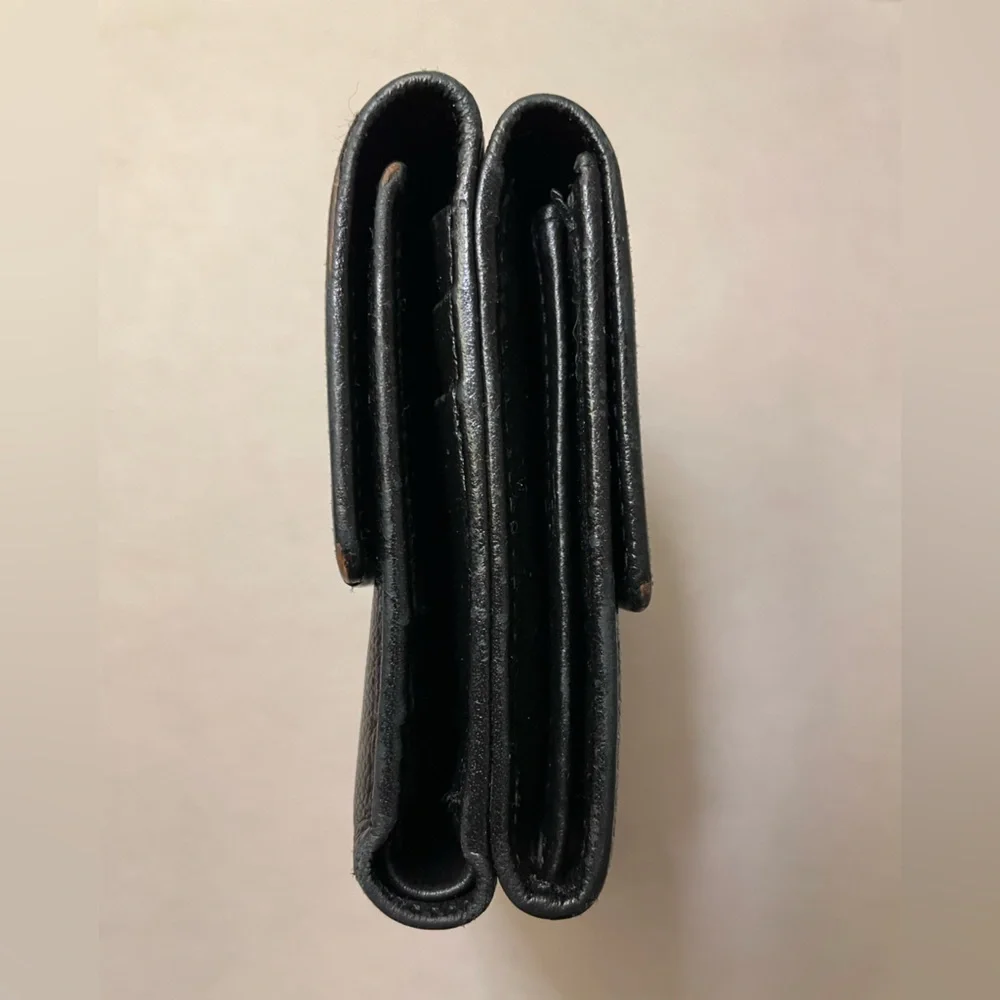 CHANEL this wallet