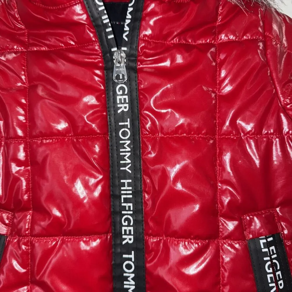 Tommy Hilfiger sleeve closure lined