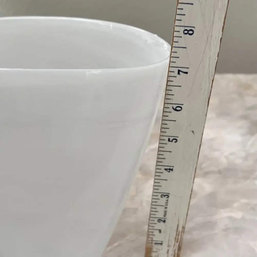 Unbranded white glass