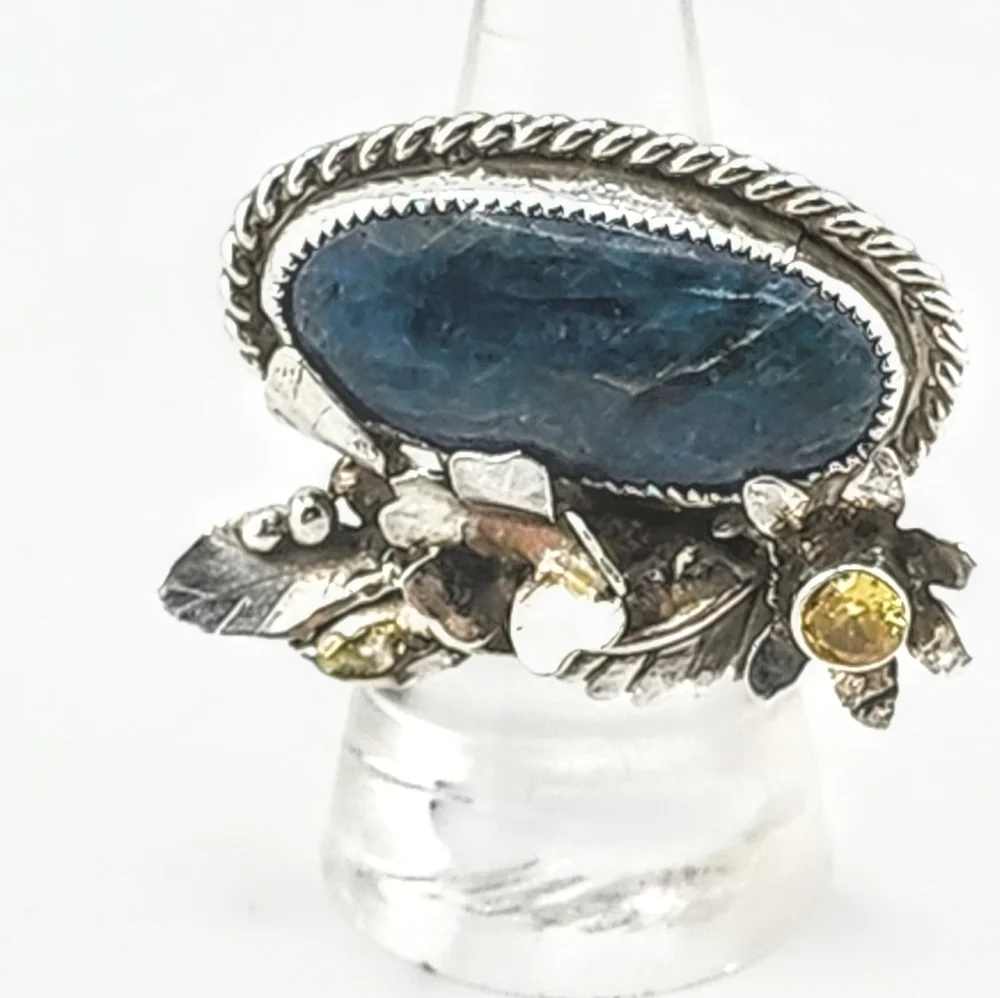 DREAMYJWLS blue apatite