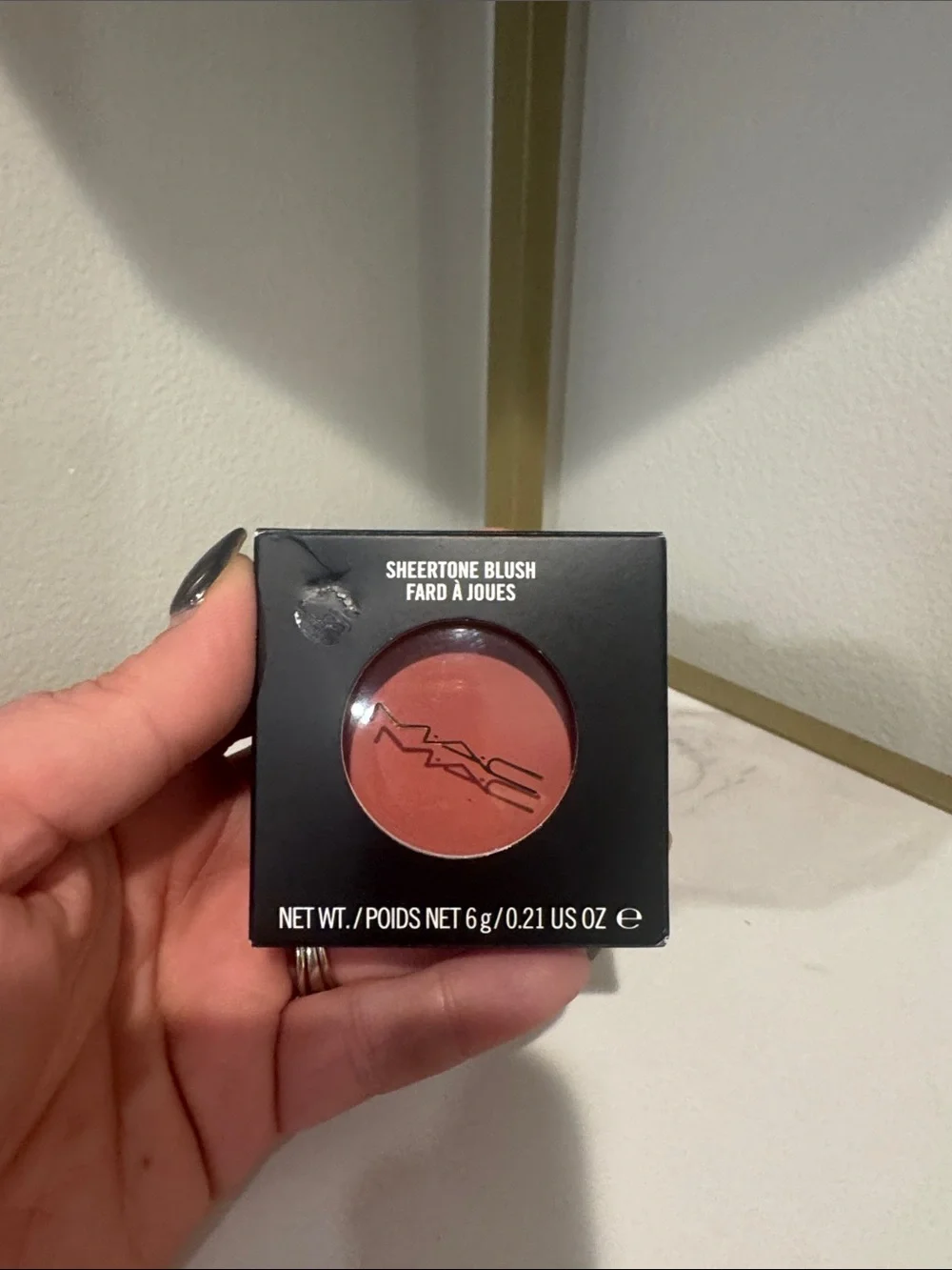 MAC Cosmetics color pinch